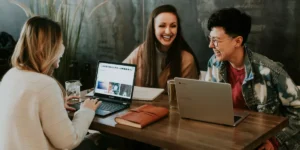 Samenwerken over afdelingen heen in je corporatie